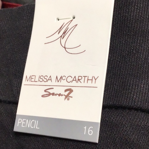 PLUS SIZE NWT Melissa McCarthy Black premium denim with Embellished sides - Picture 7 of 9